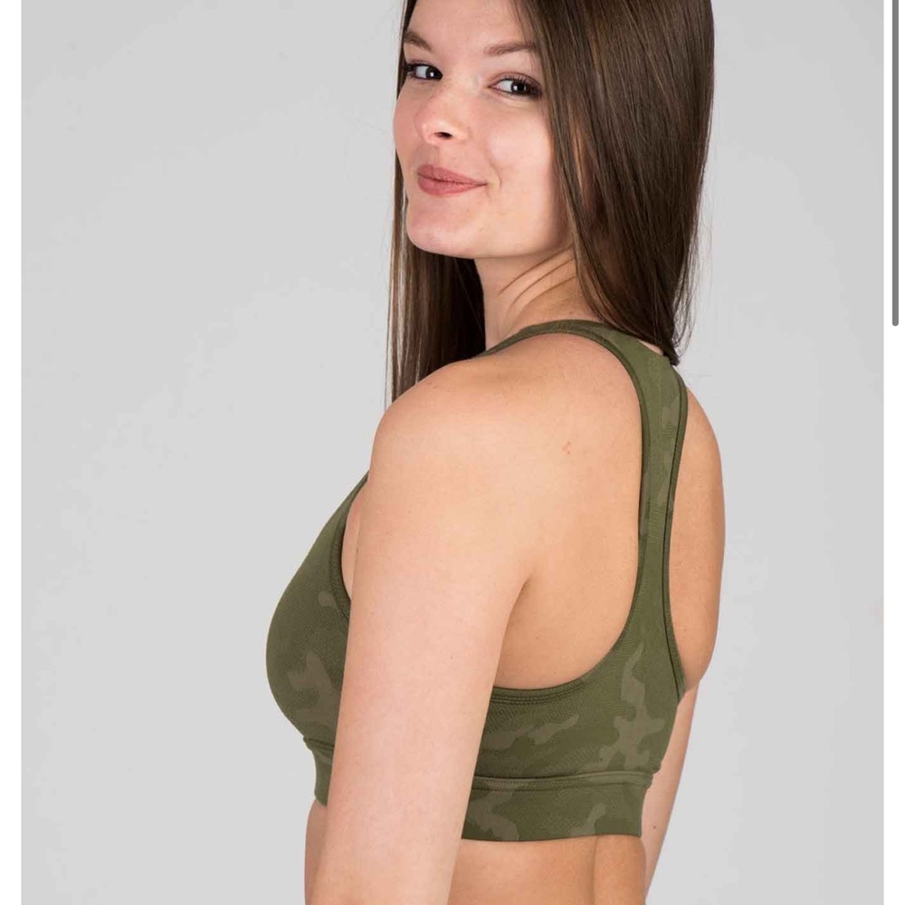 P’tula Ann racer back sports bra - Picture 8 of 9